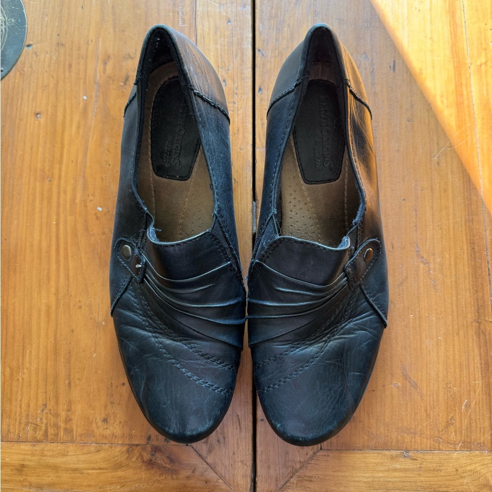 Earth Origins Black Heels Slip-On Shoes